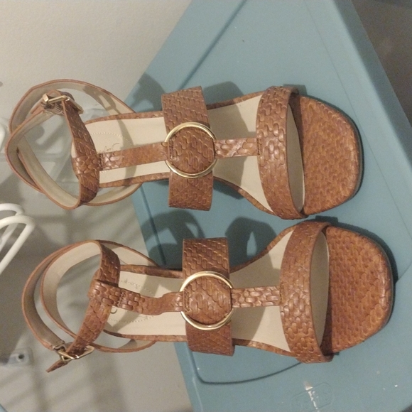 Size 11 women's brown ankle strapped block heel shoes - Picture 5 of 10